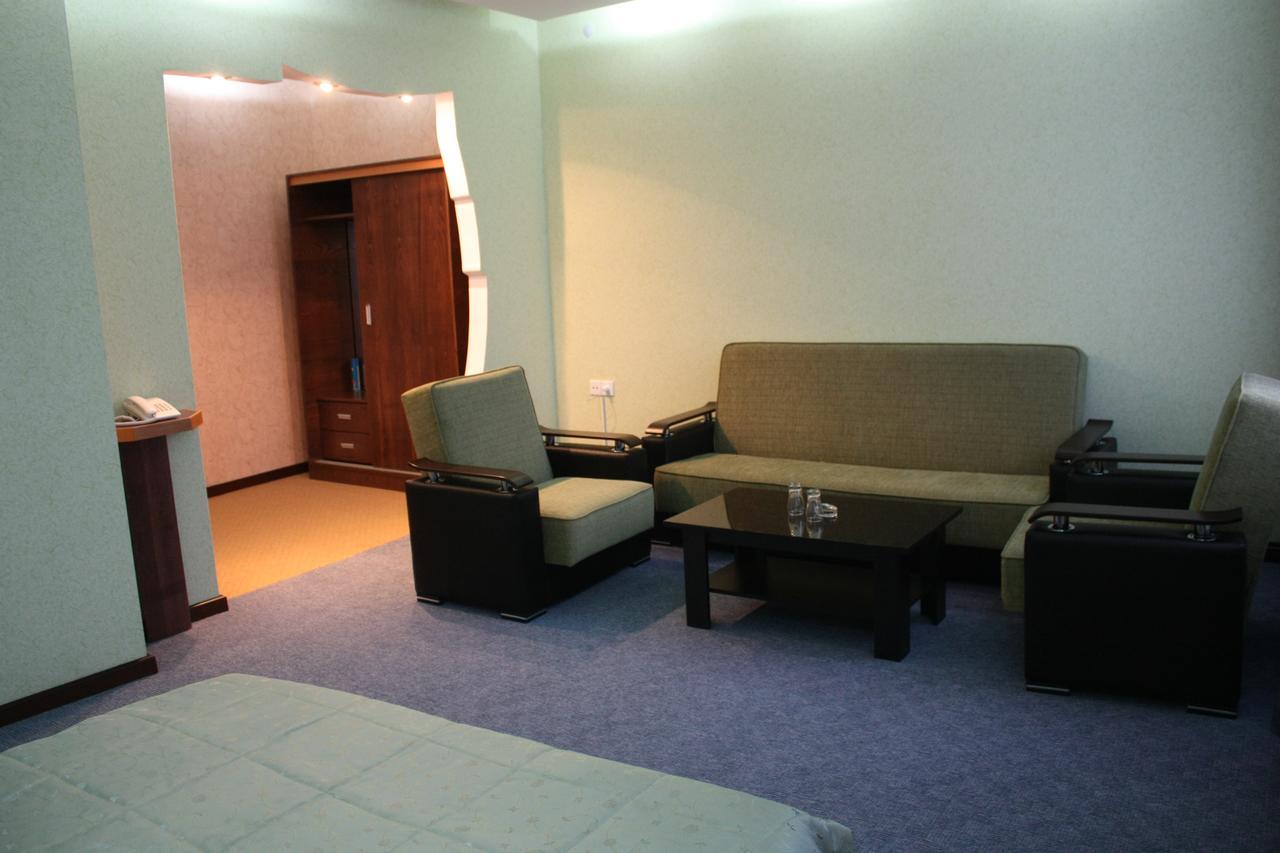 Titanik Hotel Баку Экстерьер фото